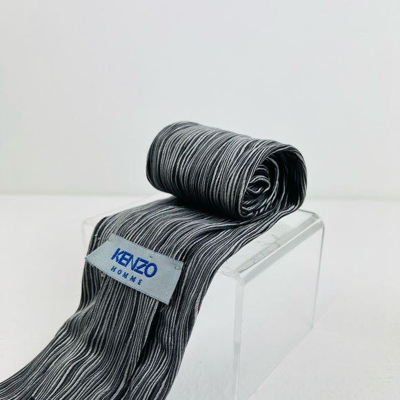 Kenzo Y2K Black And White Zebra Wavy Abstract Silk Formal Tie - Picture 5 of 7